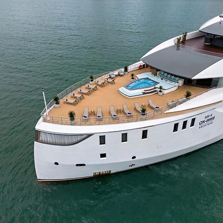 Grand Pioneers Halong Bay Cruise 2 호텔 하롱 외부 사진
